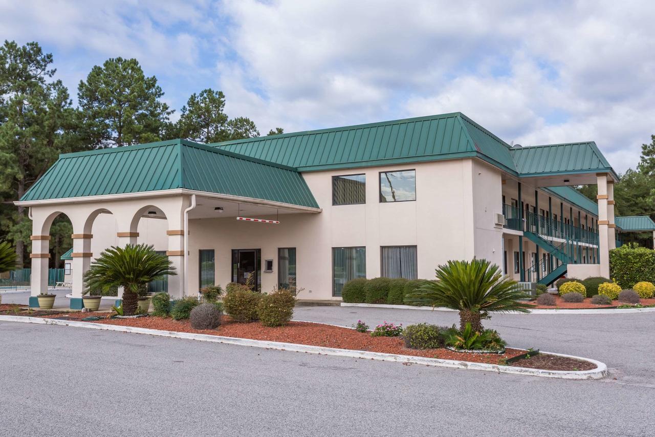 Days Inn By Wyndham Summerton Dış mekan fotoğraf