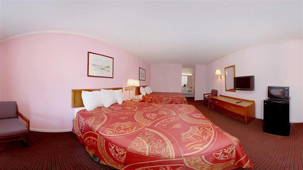 Days Inn By Wyndham Summerton Dış mekan fotoğraf