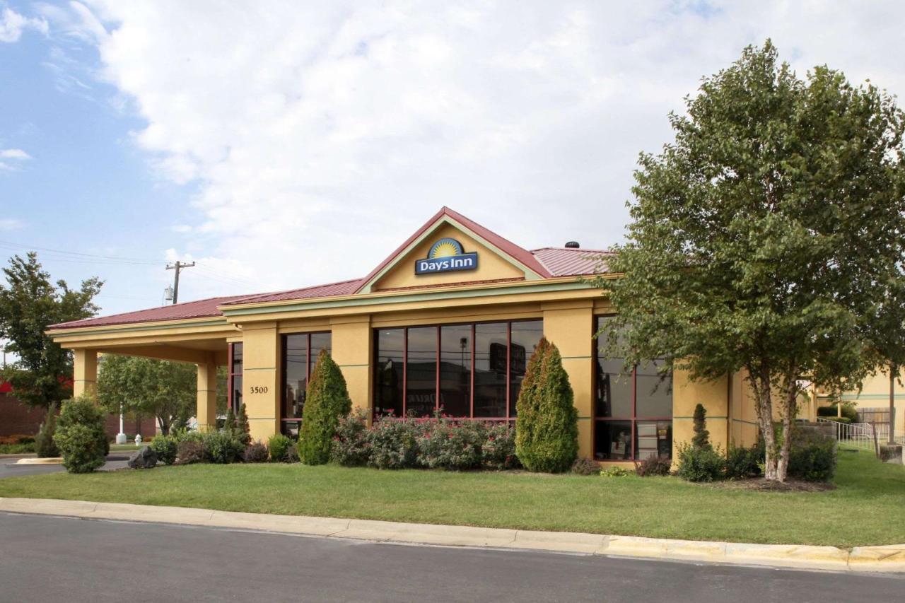 Days Inn By Wyndham Summerton Dış mekan fotoğraf